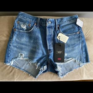 New Levi 501 jean shorts